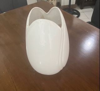 white vase