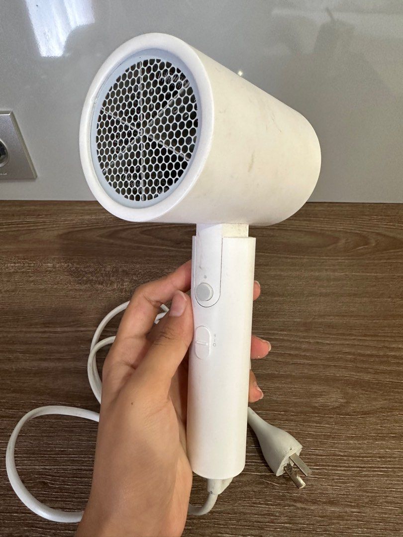 Xiaomi hair dryer on Carousell