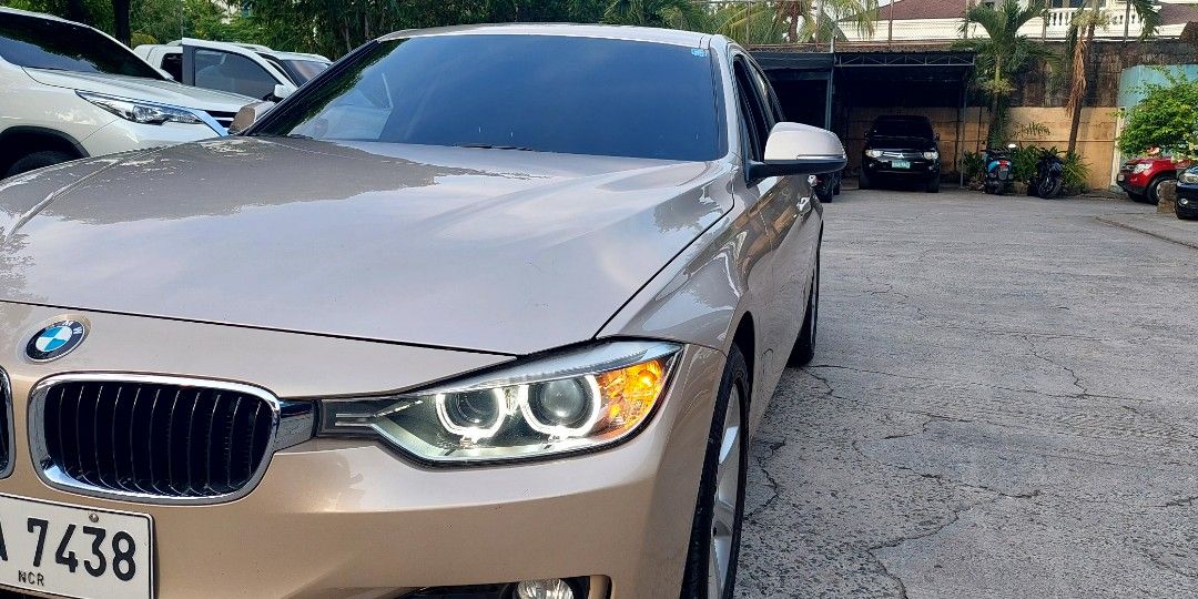 2014 Bmw 318D by Batman Motor Auto (Category: Used Cars) located in Pasig City. Submitted by Batman_Motors (Listing ID 1233474887, Image 3). Description: 2014 BMW 318D 2.0 AT Dsl -2.0L Inline-4Turbocharged Diesel Engine -8-Speed Automatic Transmission -Multi Info Display -Power Windows -Stability & Traction Control -All Original -Still Fresh In and Out -66,xxx kms! We also accept bank financing and trade ins! For Financing 50%DP 225,000 24Months 