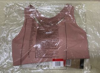 （分類：）位於 。 由 vulyn 提交（商品編號 1233380975，圖片 1）。簡介： 。