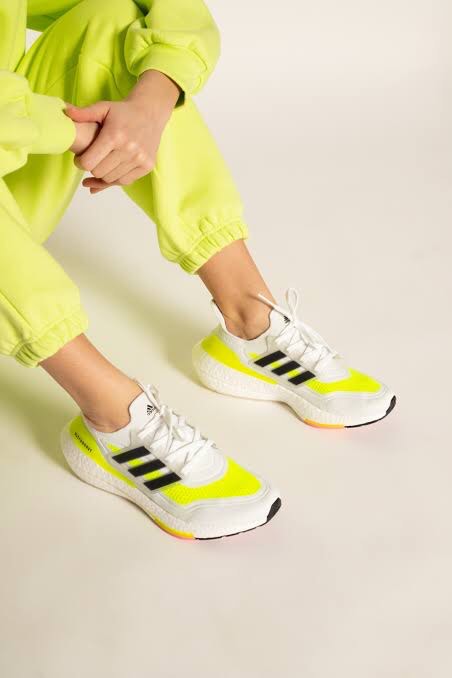 Adidas “ Authentic “ Ultra Boost 21 Cloud white Womens Running size 36  Condition 99%, Fesyen Wanita, Sepatu di Carousell