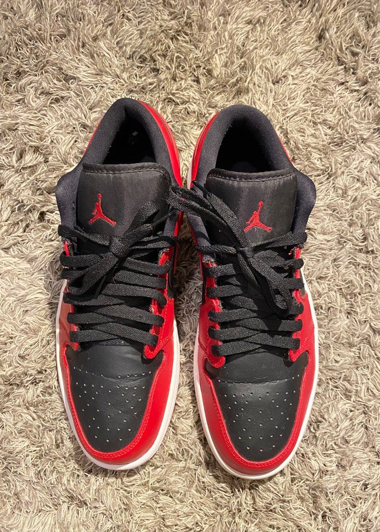 Air Jordan 1 Low Reverse Bred