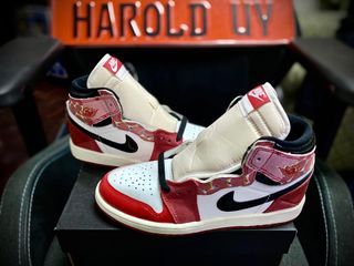 Air Jordan 1 Retro High OG ‘Next Chapter’ Size 3Y