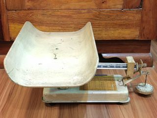 Antique 1930s Detecto Baby Weighing Scale