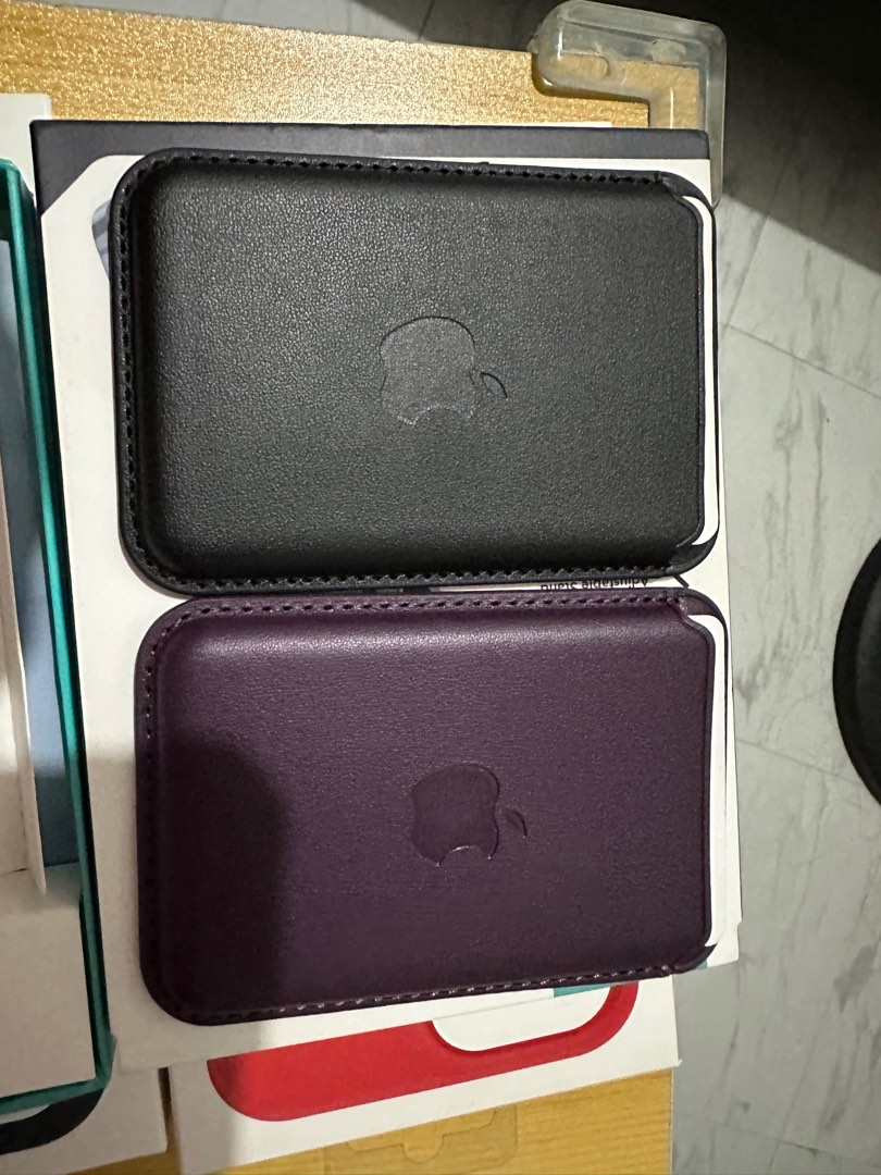 Apple MagSafe wallet, Mobile Phones & Gadgets, Mobile & Gadget ...