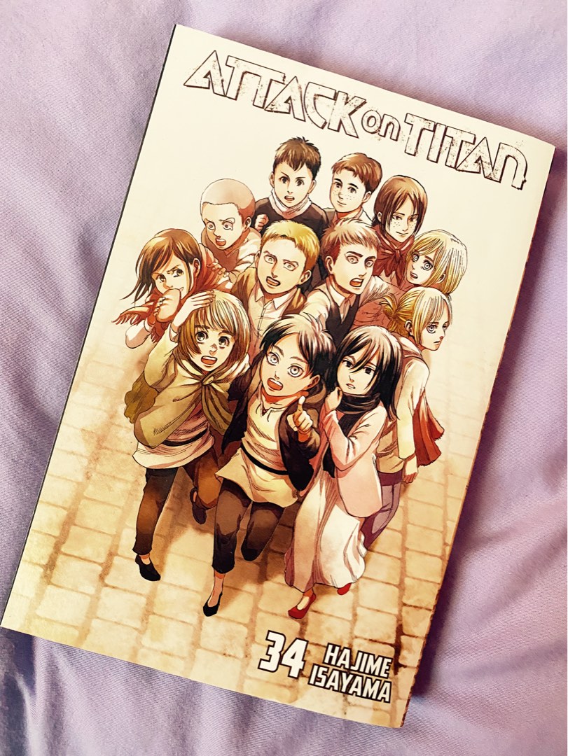 Attack on titan Volume 34, Hobbies & Toys, Books & Magazines, Comics
