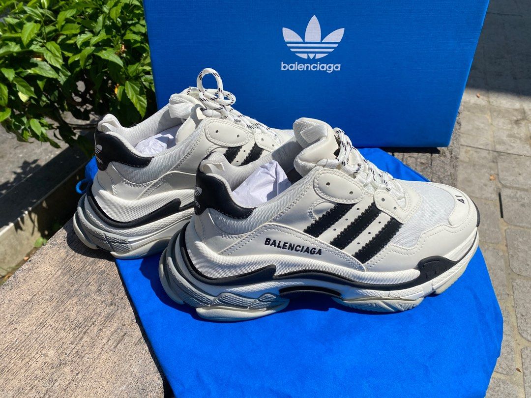 近新Balenciaga x Adidas Triple S 白色厚底休閒鞋老爹鞋 (巴黎世家)