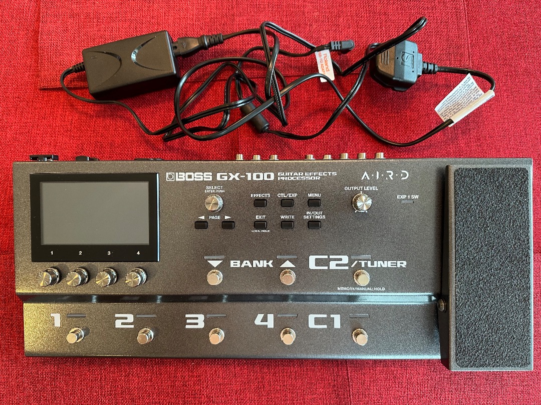 BOSS GX100 Guitar MultiEffects Pedal, Hobbies & Toys, Music & Media