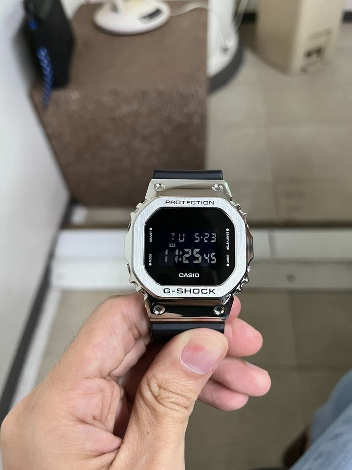 2周年記念イベントが G-SHOCK 2008 ラバーコレクション ホワイト8100
