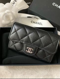 CHANEL RIBBON & FLOWER FOR BOX, Women's Fashion, Bags & Wallets, Purses &  Pouches on Carousell