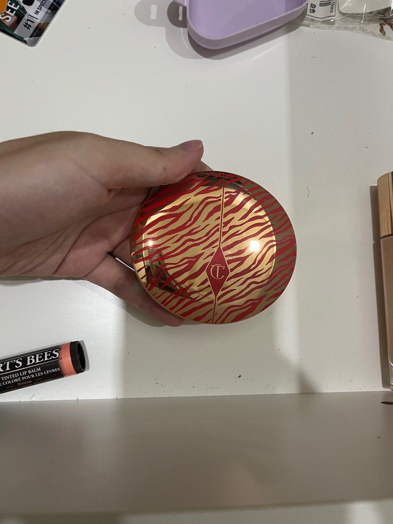 charlotte-tilbury-compact-powder-beauty-personal-care-face-makeup