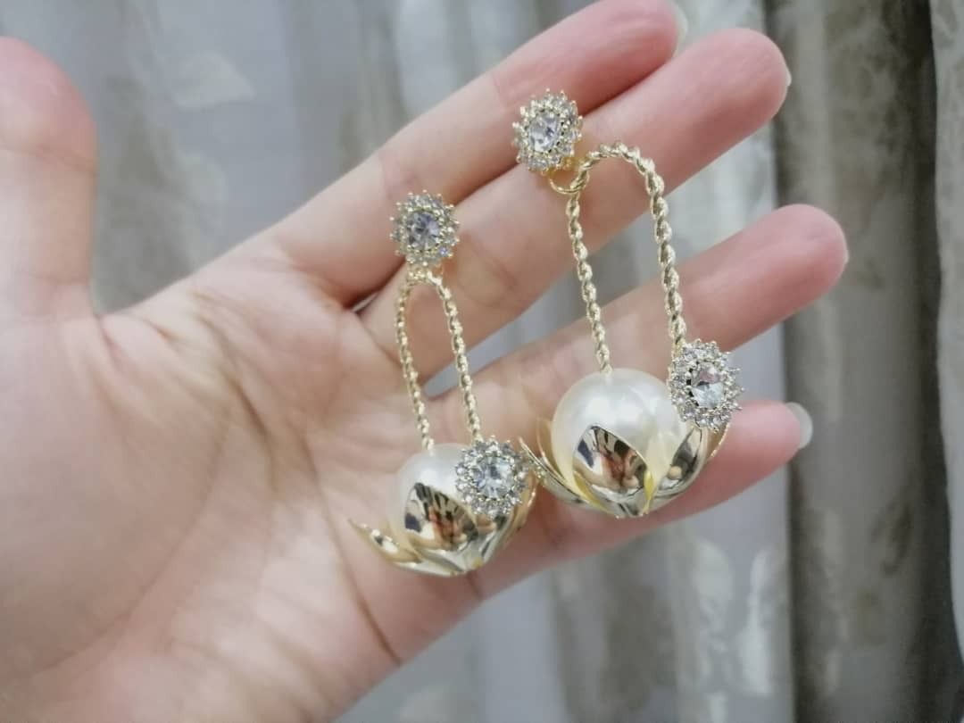 Clearance sales diamond earrings