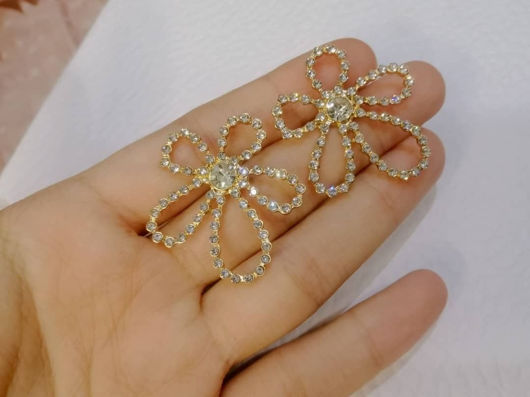 Clearance Stock S925 Gold Flower Full Diamond Stud Earrings