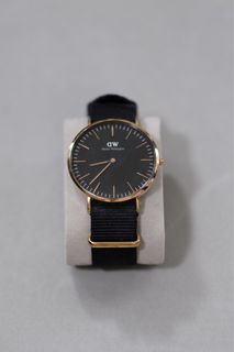 (Category: ) located in . Submitted by brandsforcheap (Listing ID 1233392420, Image 1). Description: .