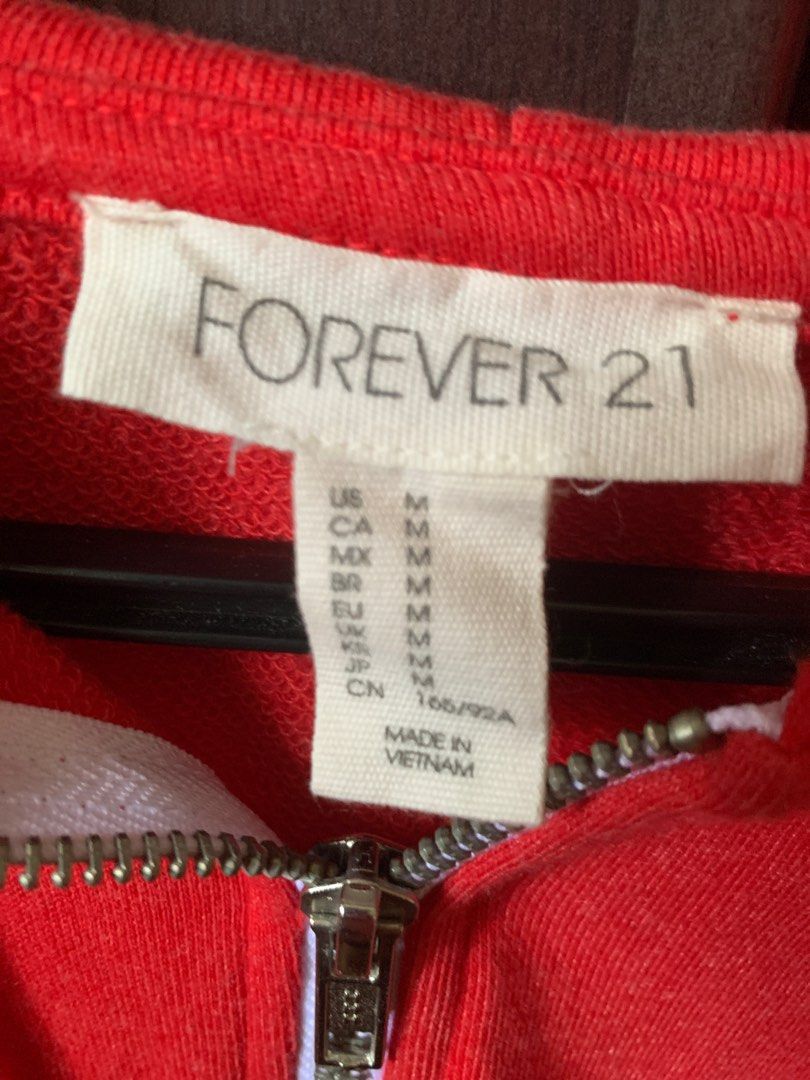 Red zip up hotsell hoodie forever 21