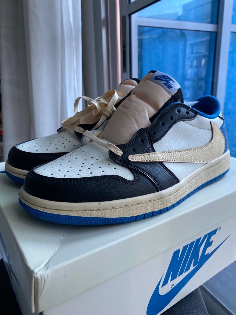 Travis scott jordan hotsell 1 size 8.5