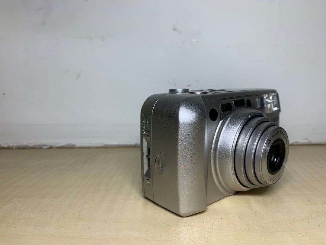 【動作確認ＯＫ】FUJIFilm　ＳＩＬＶＩ1600 完動品】FUJIFILM Silvi 1600 フィルムカメラ 動作確認済み