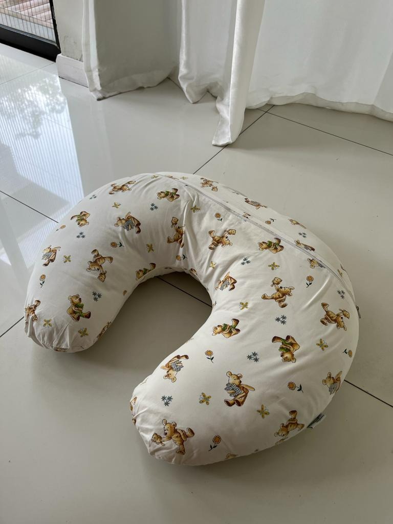 Getha (Old Model) Breastfeeding Nursing Pillow with 3 Pillow Case