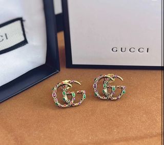 (Category: ) located in . Submitted by classy_accessory (Listing ID 1233467502, Image 1). Description: .