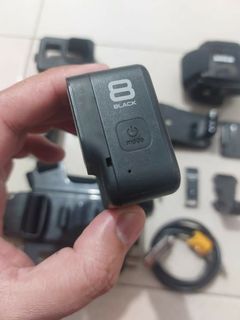GoPro Hero 8 black ( with accessories)