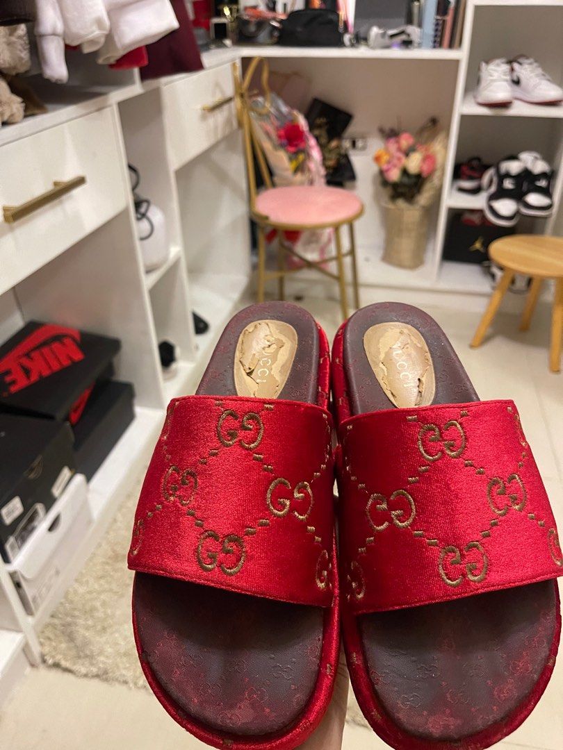 gucci flatform Women s Fashion Footwear Flats Sandals on Carousell