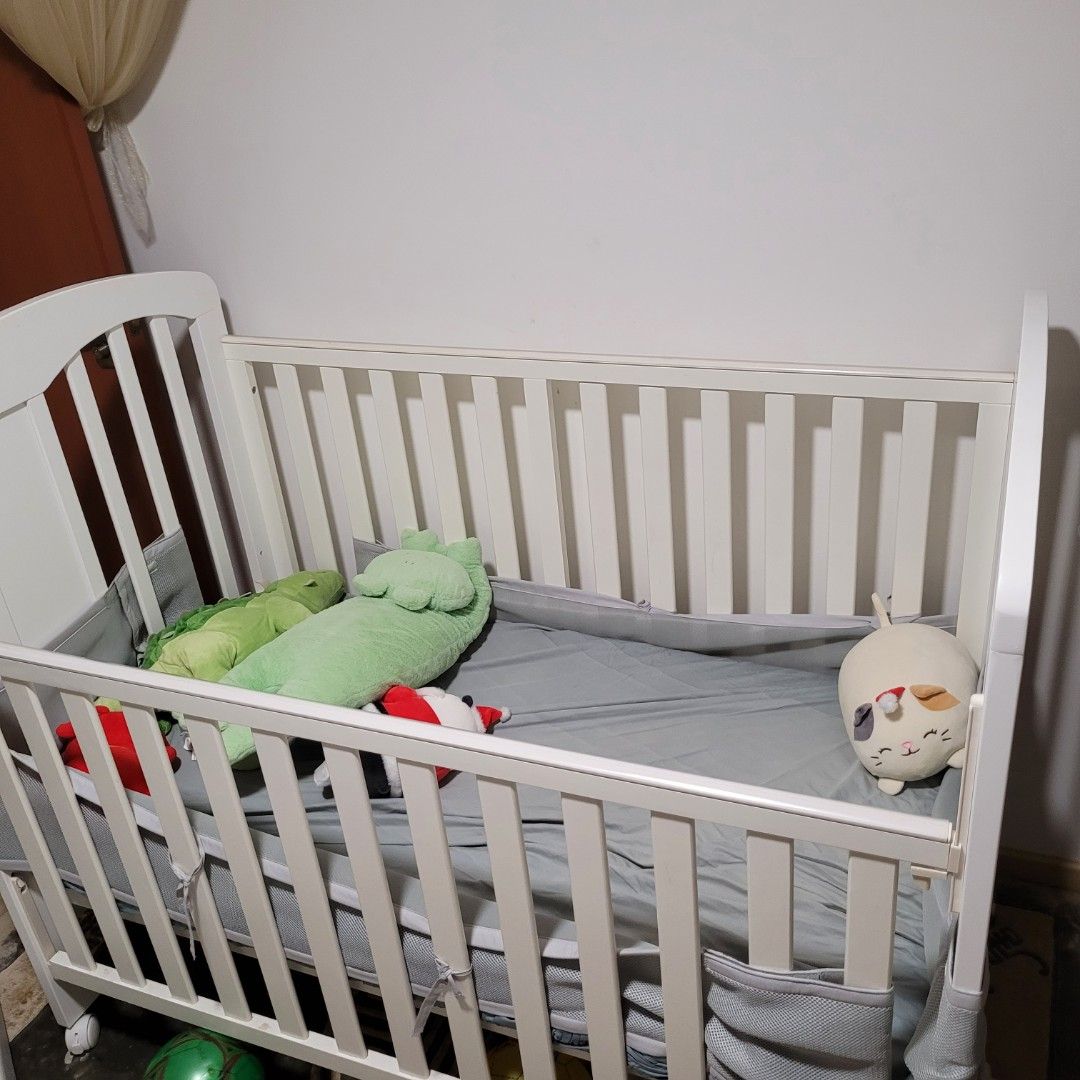 Happycot baby bed with diaper changing station, Furniture & Home Living