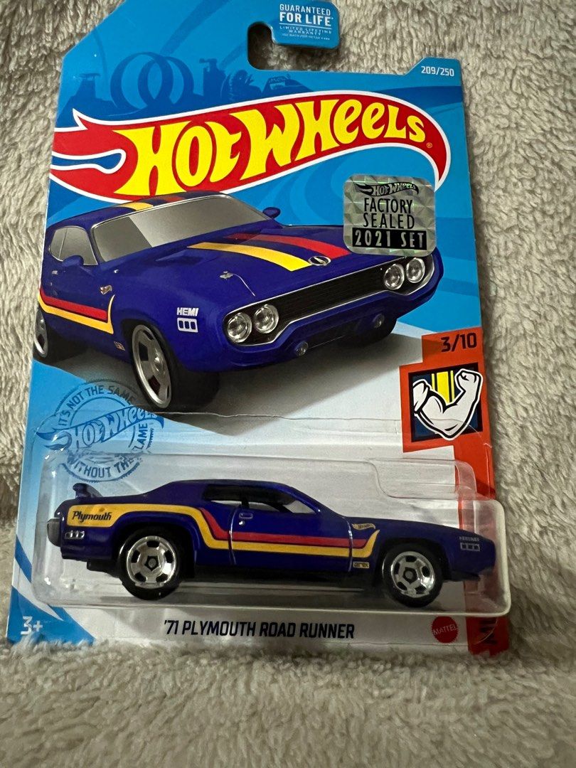 Hot wheels 71 plymouth 2025 roadrunner