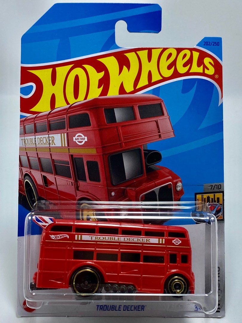 Hot wheels double 2025 decker bus