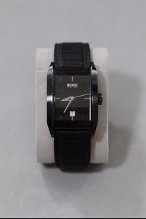 (Category: ) located in . Submitted by brandsforcheap (Listing ID 1233392854, Image 1). Description: .