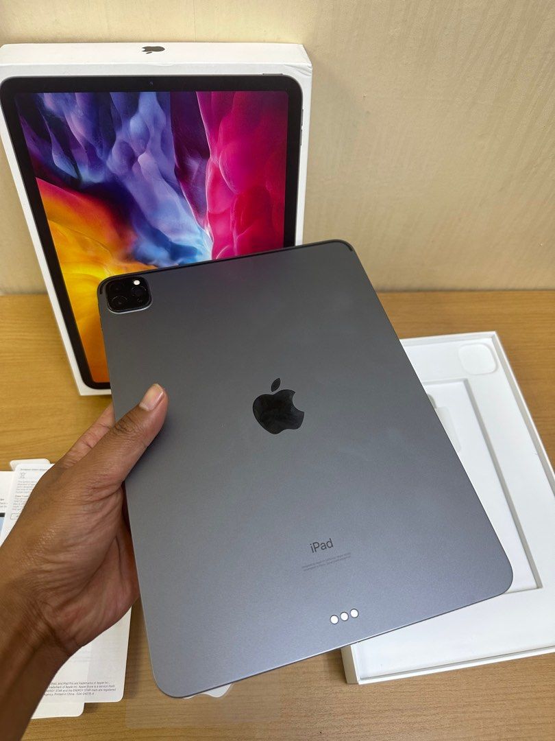 Ipad pro 2020 128gb wifi only, Telepon Seluler & Tablet, Tablet di ...