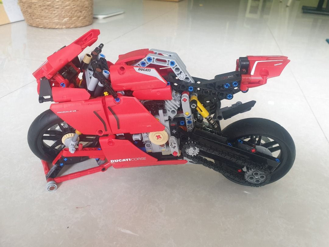 Lego technic 42107, Hobbies & Toys, Toys & Games on Carousell