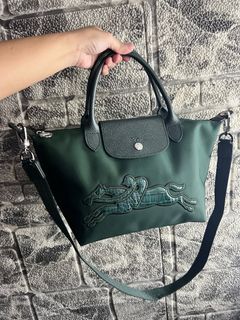 (Category: ) located in . Submitted by ambersprelovedfinds (Listing ID 1233391040, Image 1). Description: .