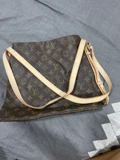 (Category: ) located in . Submitted by divya_agrawal (Listing ID 1233535572, Image 1). Description: .