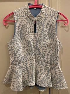 Love bonito lace peplum top