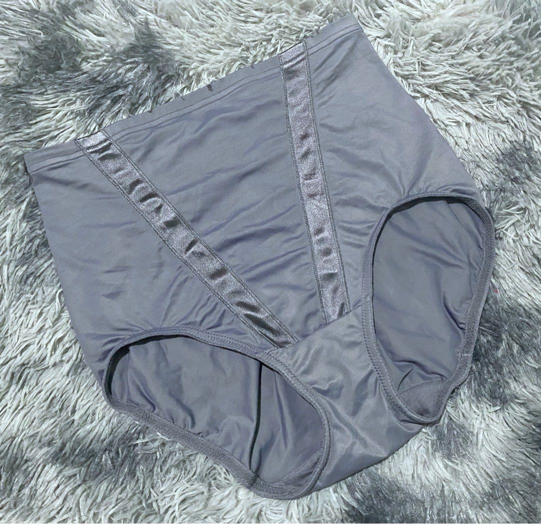 L/XL Maidenform panty, Women's Fashion, Undergarments & Loungewear on  Carousell