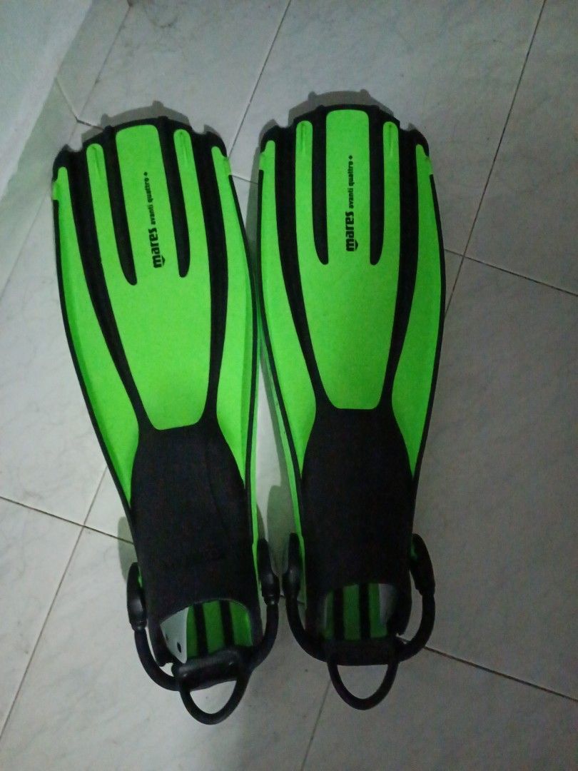 mares avanti quottro+ diving fin, Sports Equipment, Sports & Games