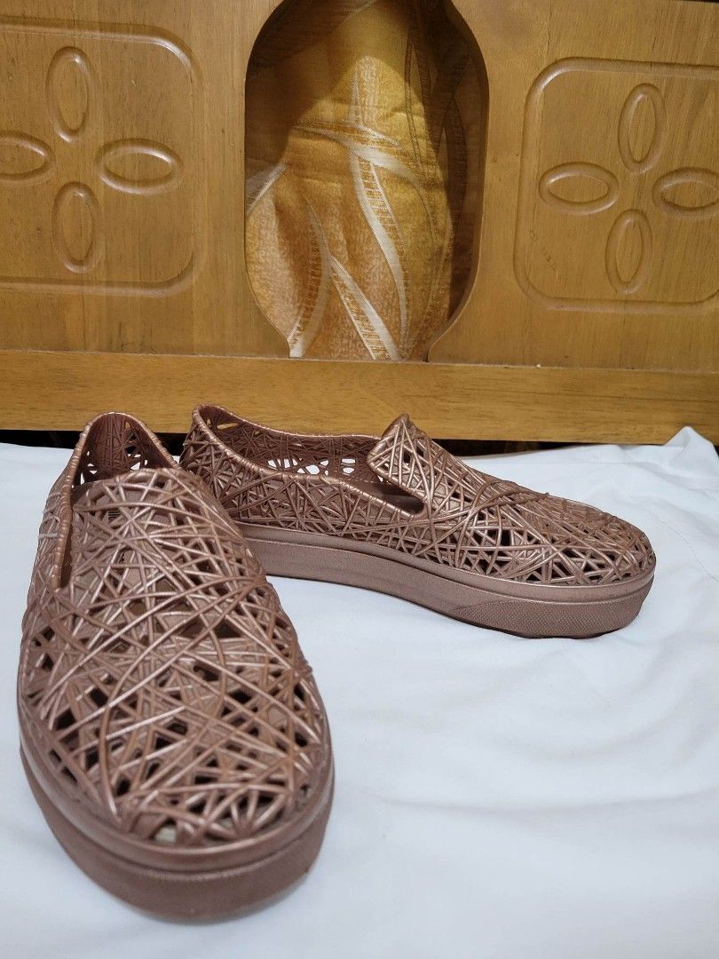 Melissa campana sneaker Women s Fashion Footwear Sneakers on Carousell