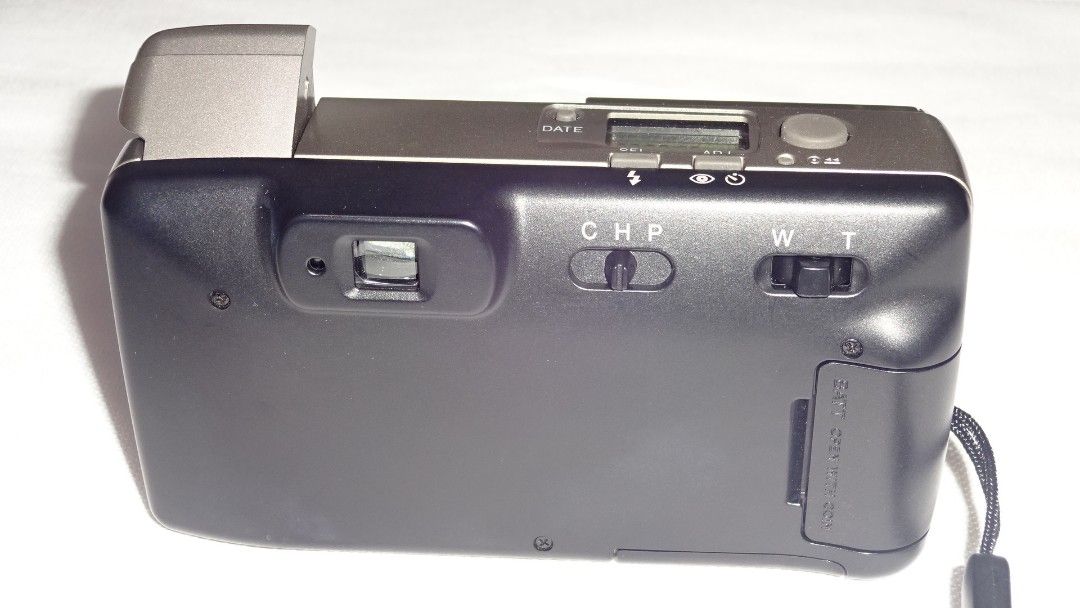 Minolta Vectis 20 Film Camera (Category: Cameras) located in Paranaque City. Submitted by kutoi.ancheta (Listing ID 1233528238, Image 2). Description: Minolta Vectis 20 Film Camera APS point and shoot lens: Minolta Zoom lens 30-60mm made in China ₱1500 condition: seems to be functioning! battery type: 1x CR2 battery (excluded) pros ✔️Auto Focus ✔️zooming action ✔️shutter release ✔️flash rewind, not tested no film available ✔️film bay, 8/10 ✔️batt