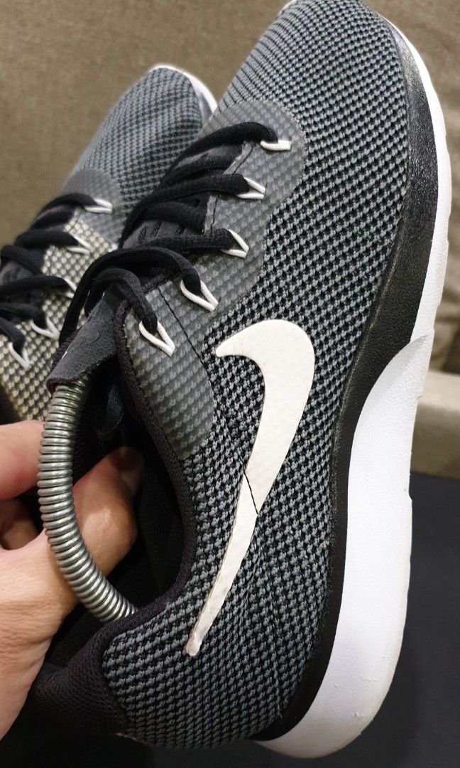 Nike tanjun racer outlet running