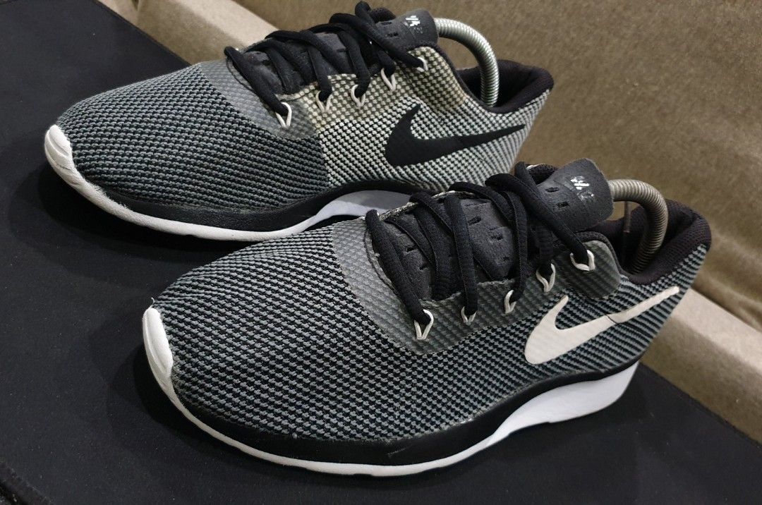 nike tanjun racer for running