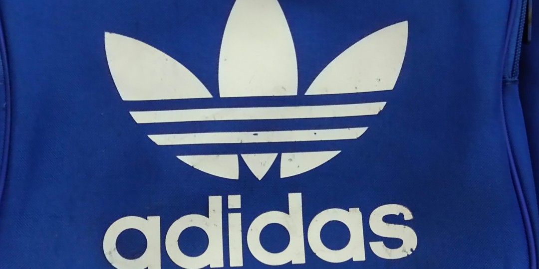 Original ADIDAS Backpack BP CLAS TREFOIL Student Bag Classic Style
