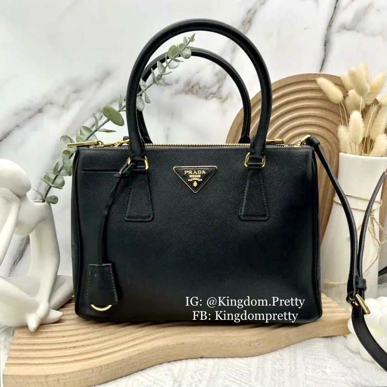 Prada on sale galleria sizes