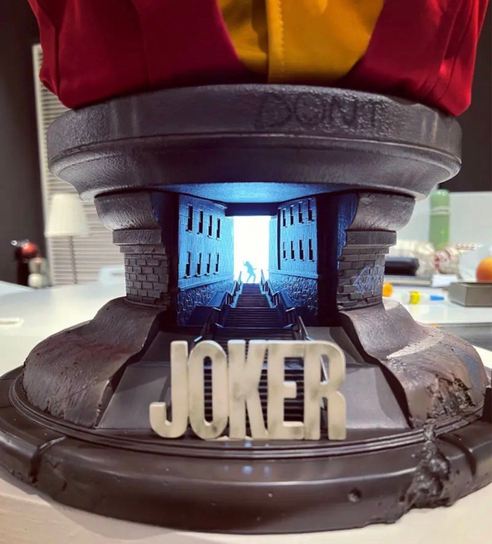 Queen studios joker (JOAQUIN PHOENIX) 2019 life size bust, Hobbies