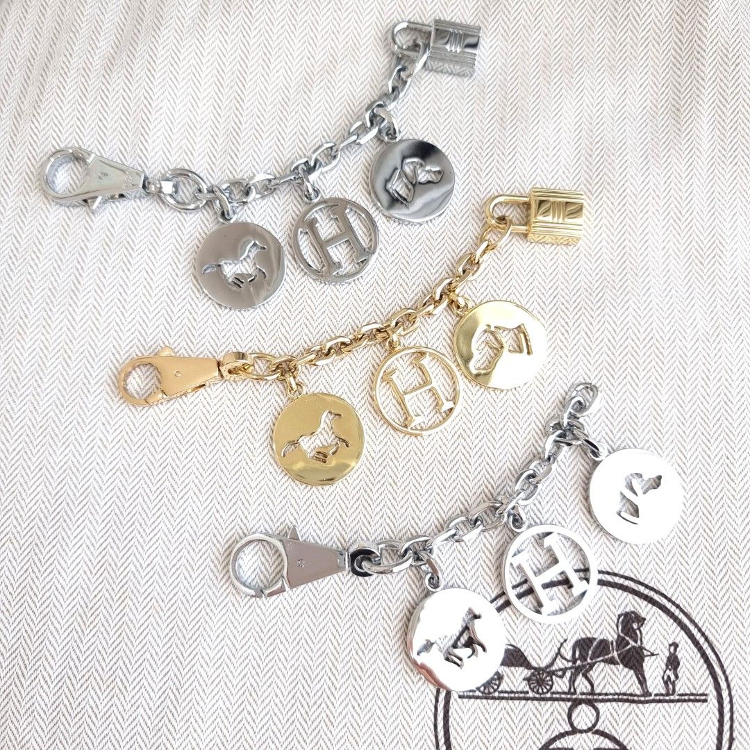 Hermes bag on sale charm chain