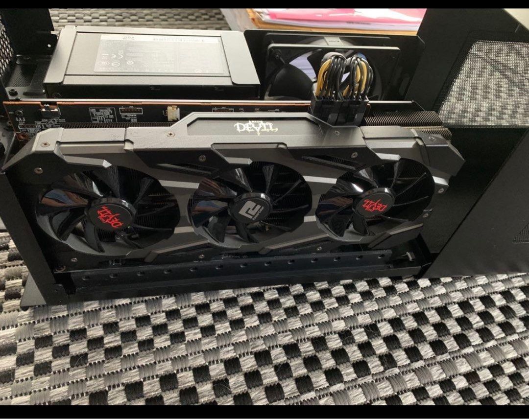 Razer Core X Chroma eGPU RX 5700 XT Computers Tech Parts