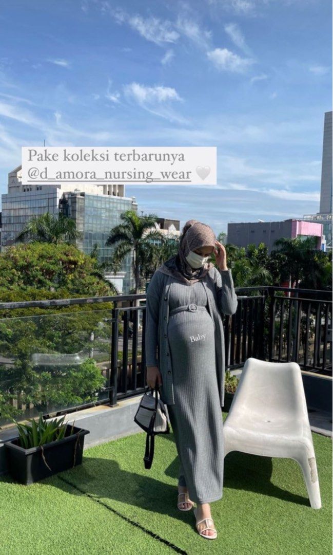 Roxa set in Charcoal by D’Amora Nursing Wear dress menyusui heaven lights vanilla hijab