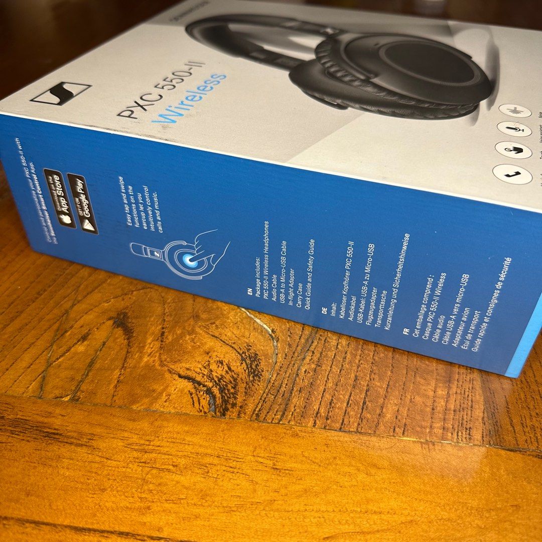 Sennheiser PXC 550II Wireless NoiseCancelling Headphones, Audio