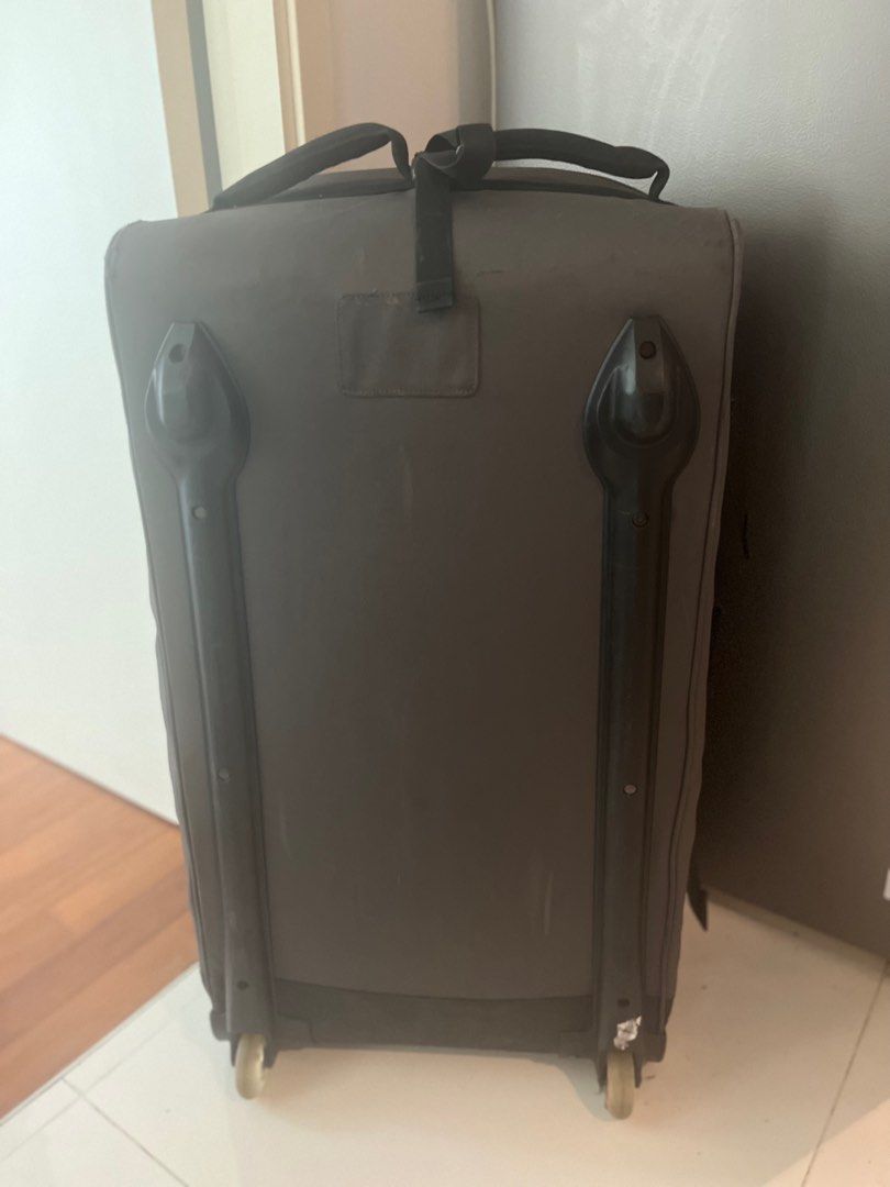 Ski bag wheels on one side, Hobbies & Toys, Travel, Luggage on Carousell