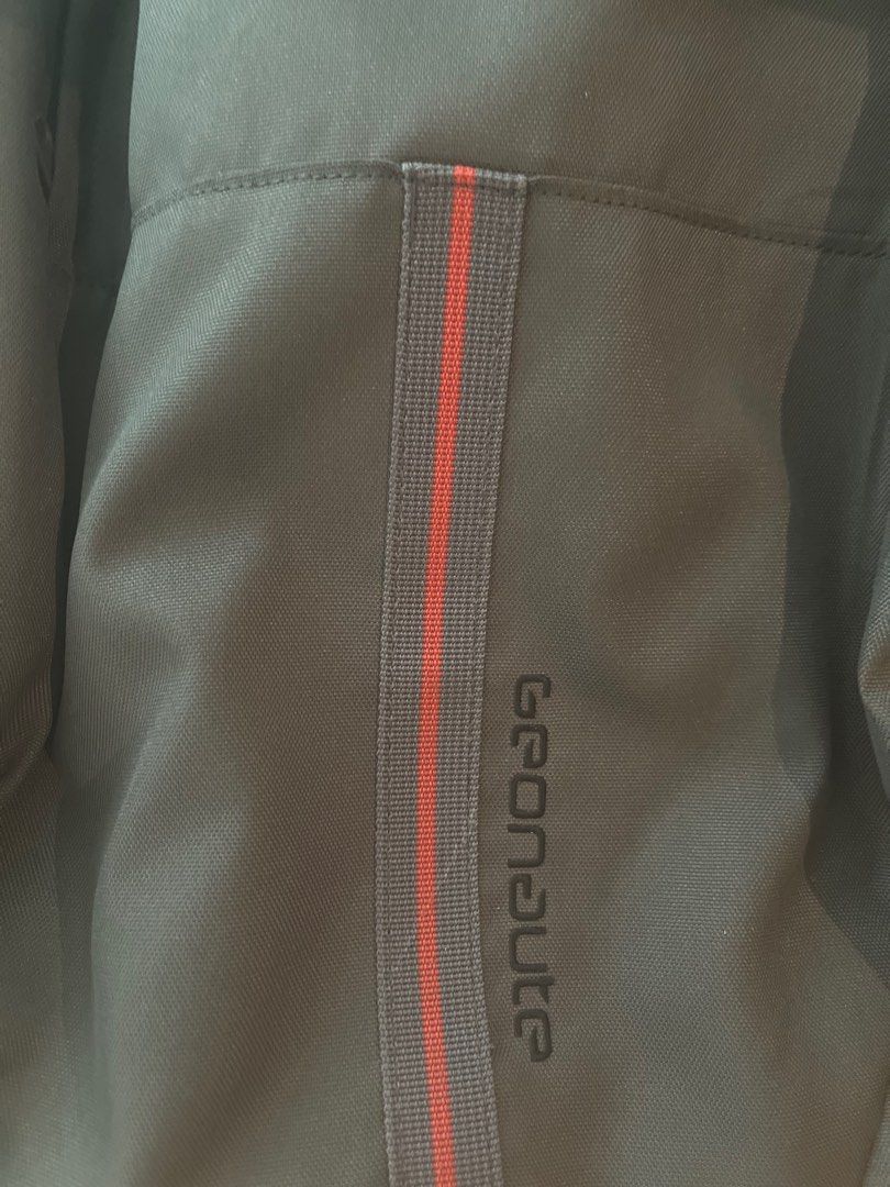 Ski bag wheels on one side, Hobbies & Toys, Travel, Luggage on Carousell