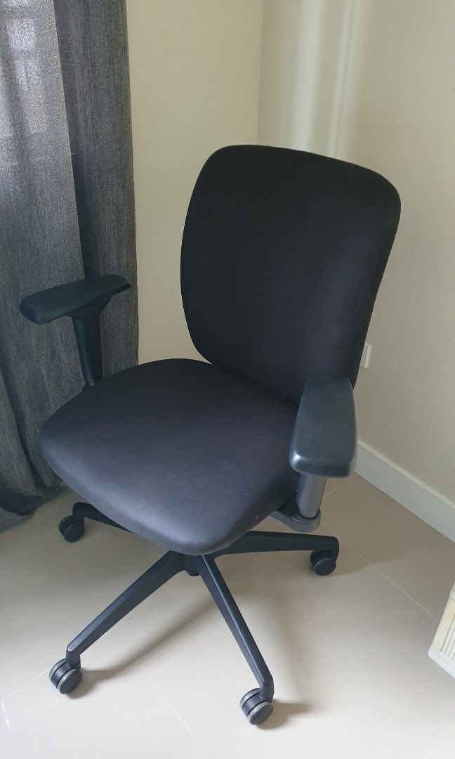 Steelcase apt task chair hot sale